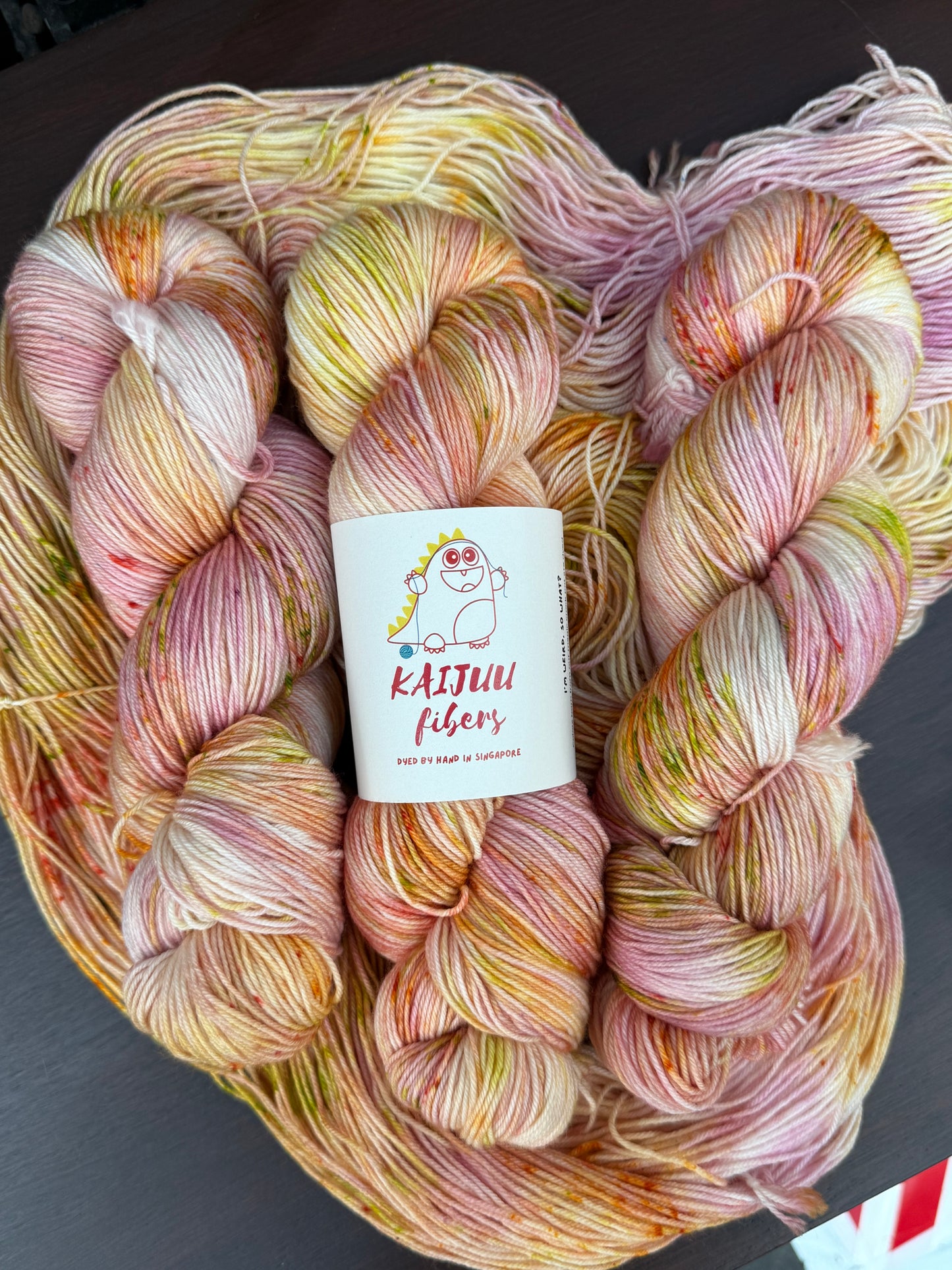 SOCKS - Apricot Rose